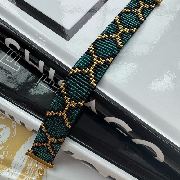 Snake pattern bracelet - Picture 3 of 7